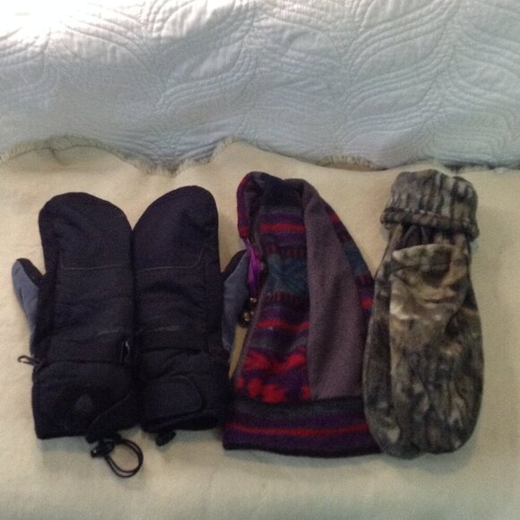 VTG Gloves, Hat and Socks; Snowboarding, Skiing, Vail Ski Bum, Warmth, Stylish - Picture 2 of 4
